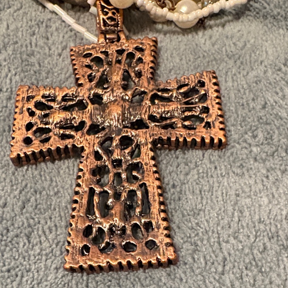 Vintage Southern Style Cross Pendant Necklace and Earring Set - Picture 3 of 6